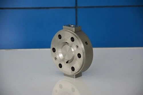 gear housing.JPG